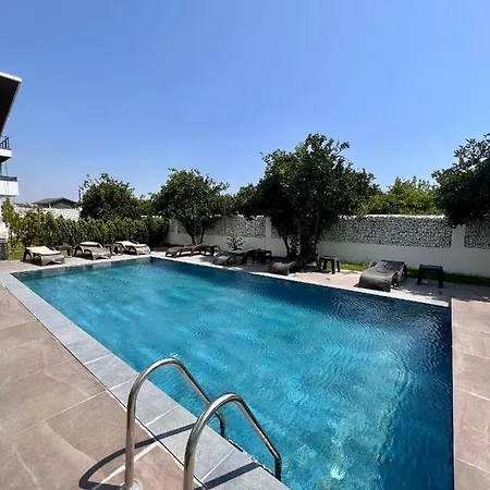 Relaxion & Aparthotel Side