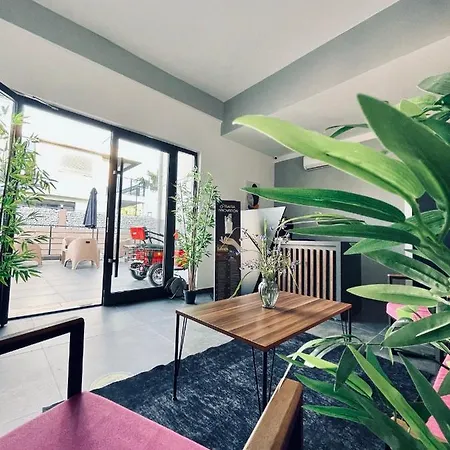 Apart-hotel Relaxion & Side